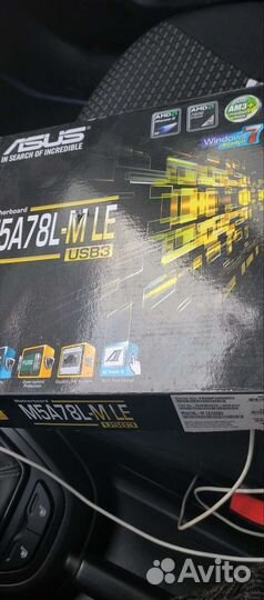 Материнская плата с процессором и памятью