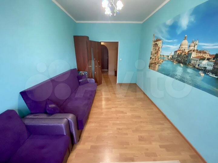 2-к. квартира, 65 м², 4/17 эт.