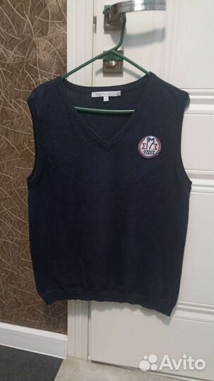 Жилетка безрукавка