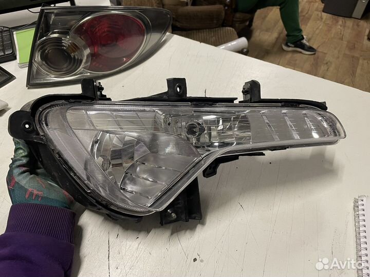 Фара противотуманная правая Kia Sportage 2010-2015