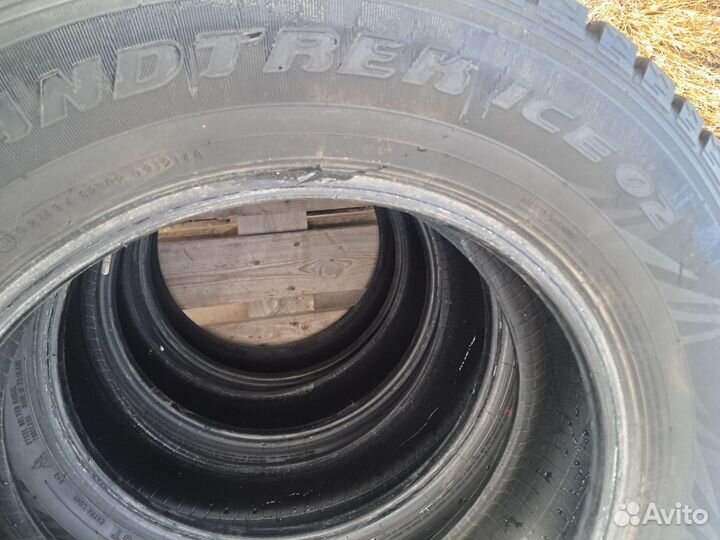 Dunlop Grandtrek Ice 02 225/65 R17 106T