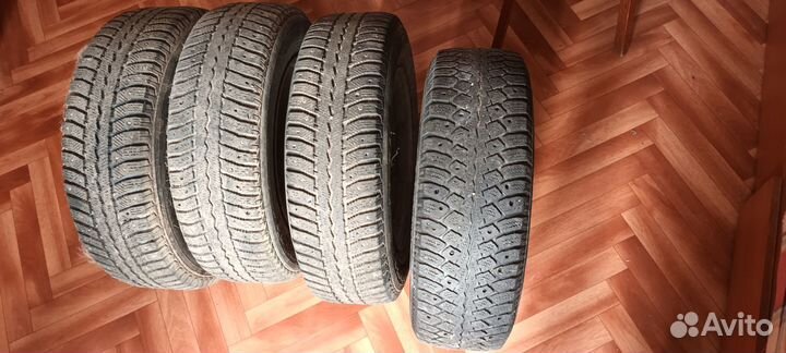 Uniroyal WinterExpert 175/70 R13 Q
