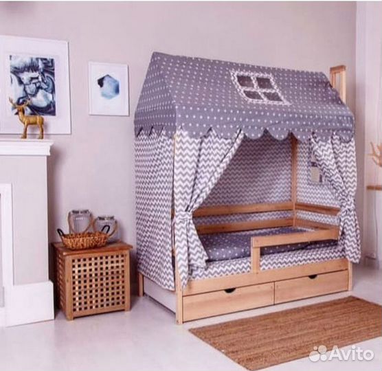 Детская кровать домик