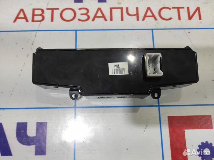Блок кнопок Ssang Yong Actyon New 8520134000HDV