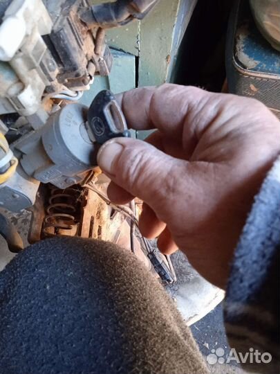 Рулевая реика на мазду