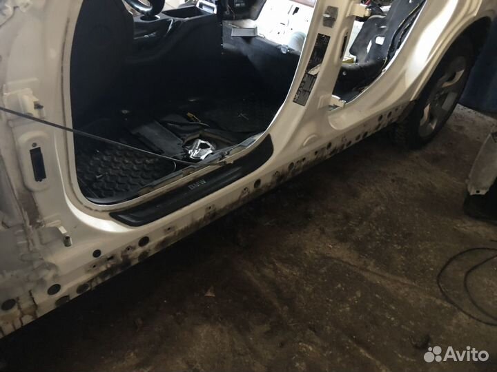 Порог со стойкой левый BMW X1 e84 бмв икс 1 е84