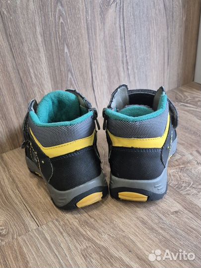 Ботинки демисезонные 26