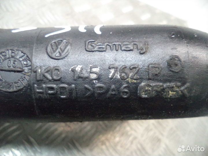 Патрубок для Volkswagen Golf 5 1K0145762P