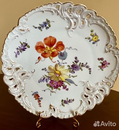 Антикварная тарелка. Цена за одну. Numphemburg