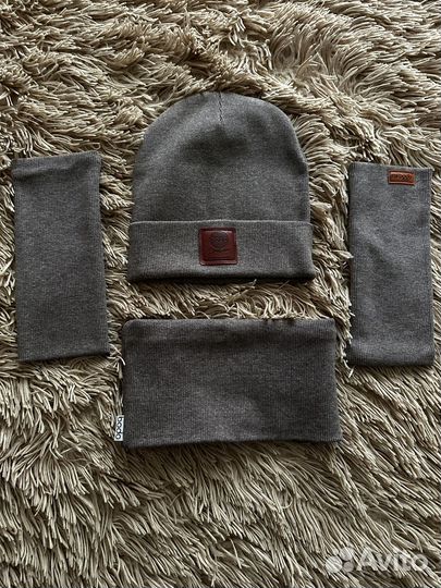 Шапка и снуд bodo