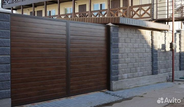 Ворота распашные с автоматикой. Под ключ