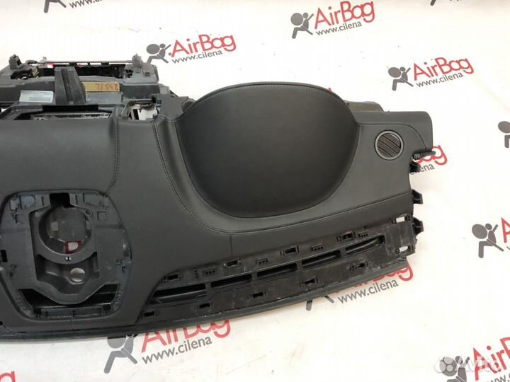 Торпедо панель Mercedes GLS кожа арт.:02