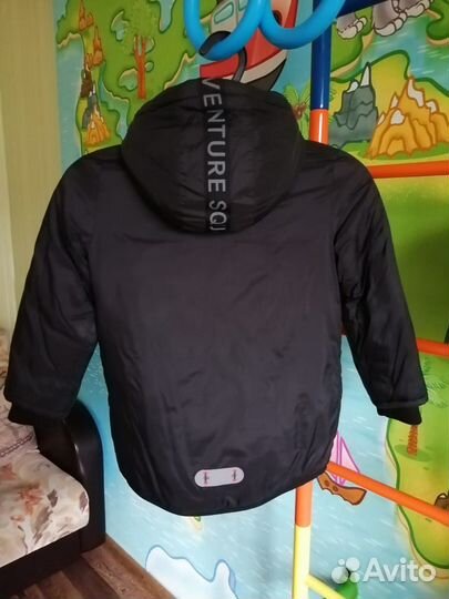 Куртка демисезонная