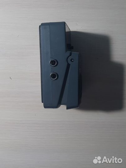 Педаль тюнера Behringer TU300