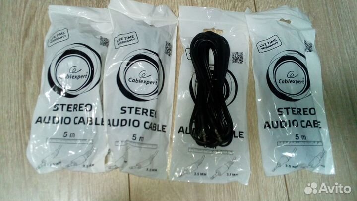 Кабель 3,5 Jack - 3,5 Jack 5м