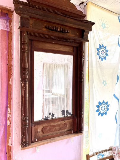 Зеркало старинное в раме