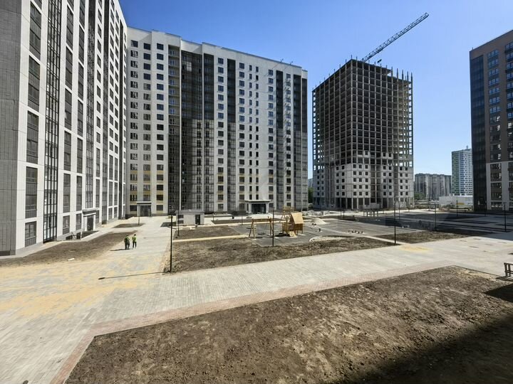 3-к. квартира, 83 м², 3/17 эт.