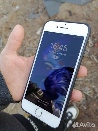 Телефон iPhone 7 128gb
