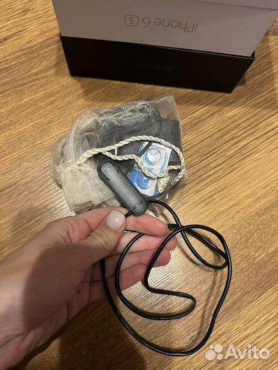 Микронаушник bluetooth