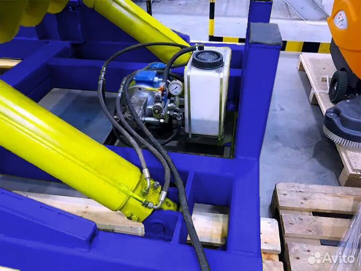 Кантователь с гидравлическим приводом