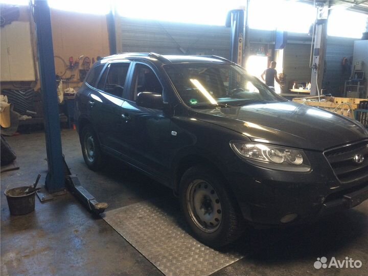 Разбор на запчасти Hyundai Santa Fe