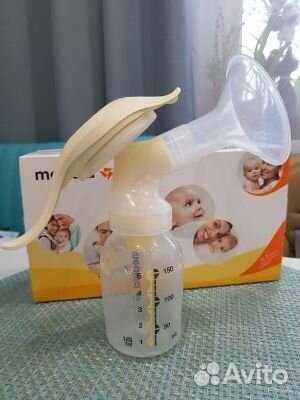 Молокоотсос для ручного сцеживания Medela Harmony