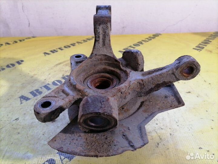 Кулак поворотный передний правый Chevrolet Aveo