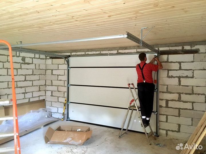 Установка и ремонт гаражных секционных ворот