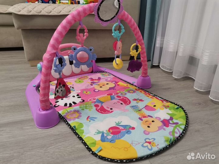 Развивающий коврик Fisher price с пианино