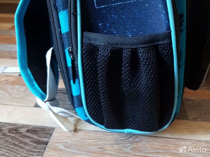 Рюкзак школьный