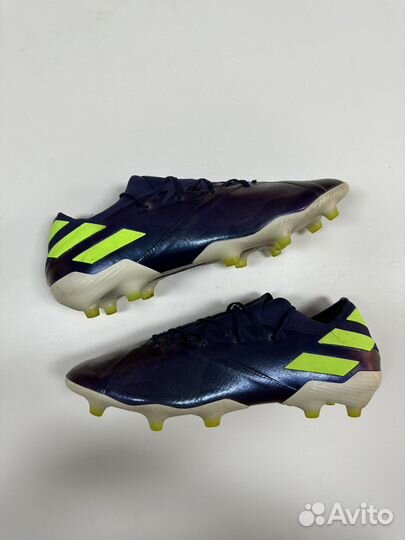 Профессиональные бутсы Adidas Nemeziz