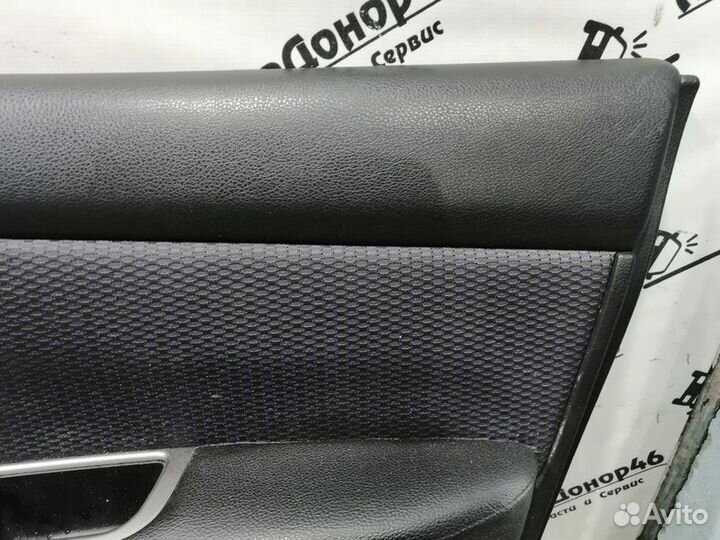 Обшивка двери передней правой Nissan Tiida C11