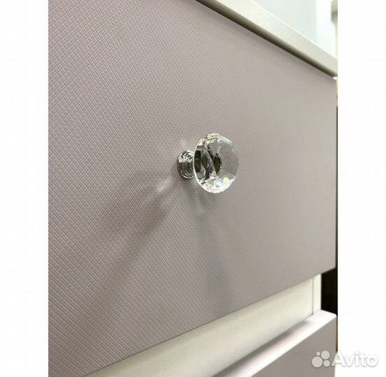 Тумба прикроватная