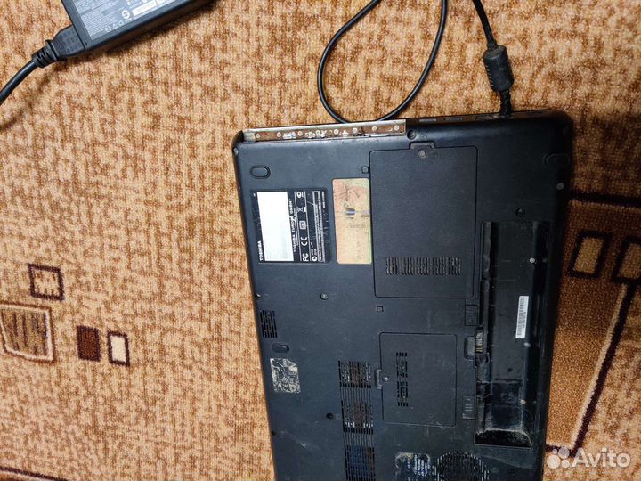 Ноутбук toshiba satellite L 500 1Q6