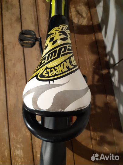 Детский велосипед 16