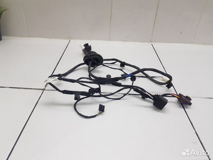 Электропроводка задней левой двери (Geely Coolray)