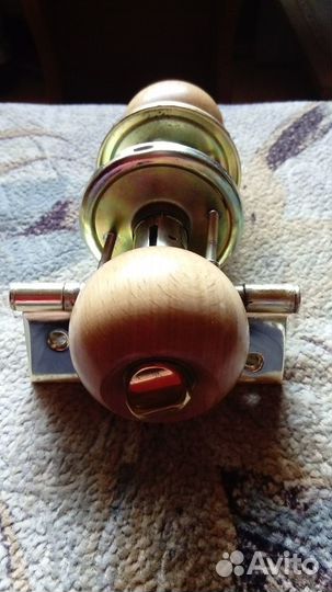 Ручки и петли для дверей