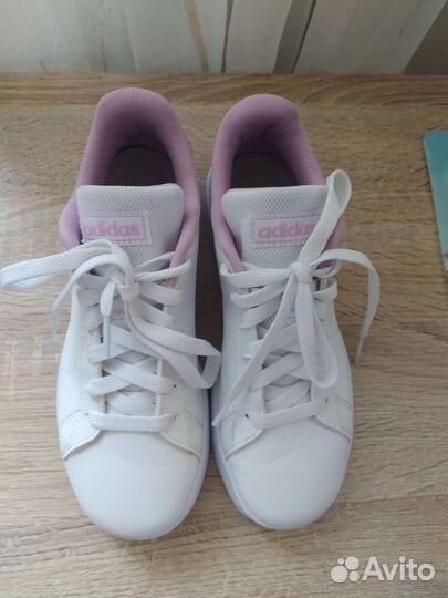 Кеды adidas для девочки