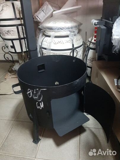 Печь на дровах для 50л чугунного казана