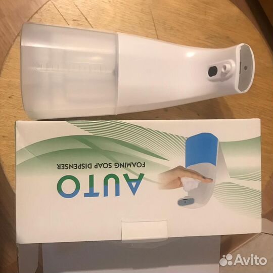 Диспенсер для мыла сенсорный