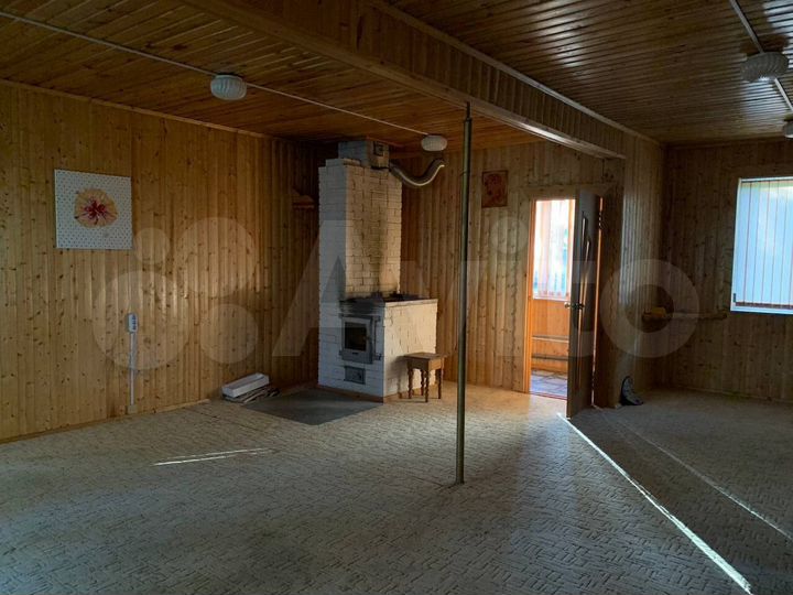 Дом 275 м² на участке 22,5 сот.