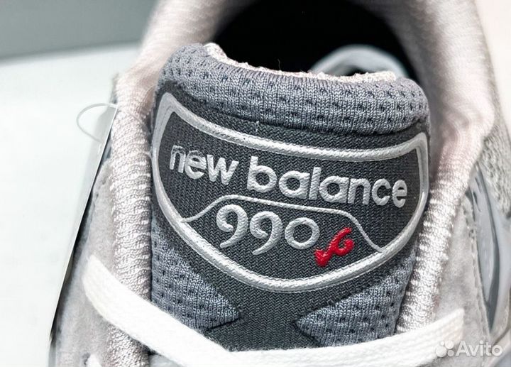 Эргономичные кроссовки New Balance 990