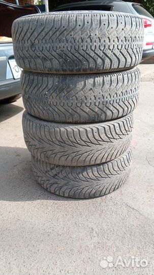 Accelera Gamma 205/65 R4