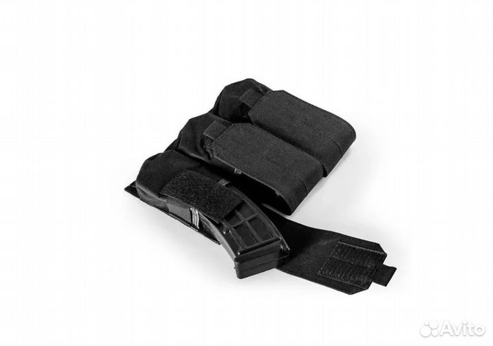 Подсумок тактический закрытый на 3 магазина