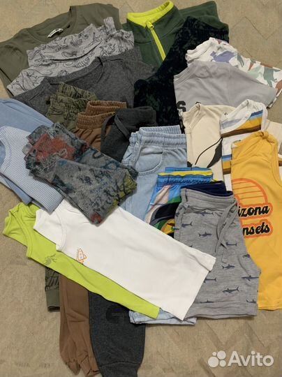 Комплект вещей на мальчика, рост 122-128