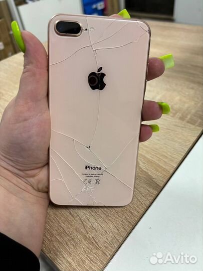 iPhone 8 Plus, 64 ГБ