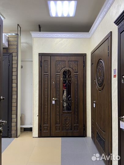 Двери входные