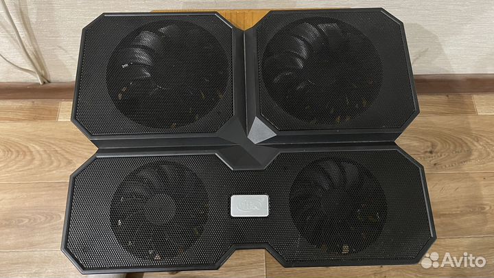 Подставка с охлаждением для ноутбука deepcool