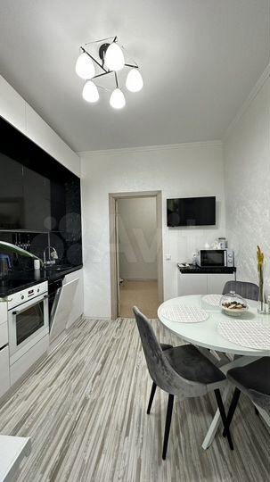 2-к. квартира, 54 м², 4/5 эт.