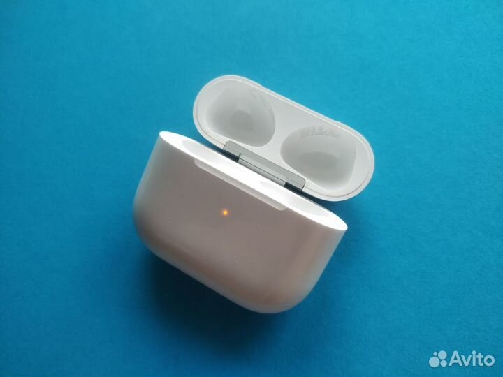 Кейс для AirPods 3 оригинал